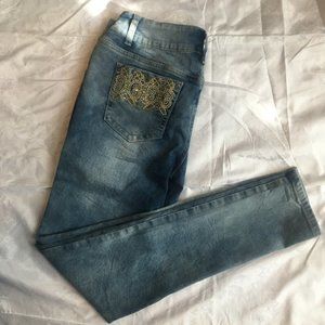 NYC Gal's Denim Jeans Size 10 Tapered Leg Strech Embroidered Pockets Boho Faded